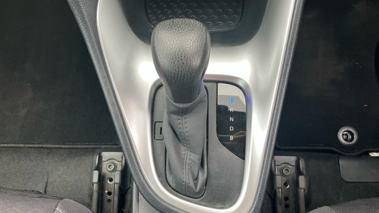 Toyota Yaris 1.5 Hybrid Icon 5dr CVT Hybrid Hatchback